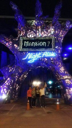 Mansion 7 Shopping Center